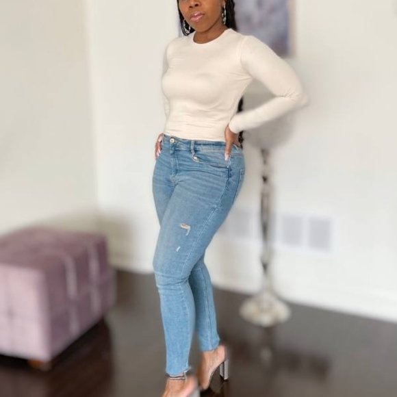 (NWT) Long Sleeve Double Layer / Long Crop Top - Vanilla - Picture 2 of 5